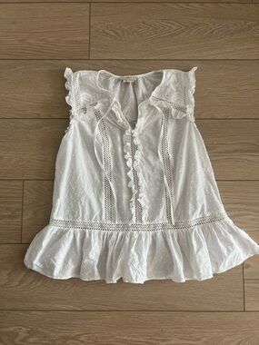 Kate Spade white sleeveless eyelet ruffle top size medium